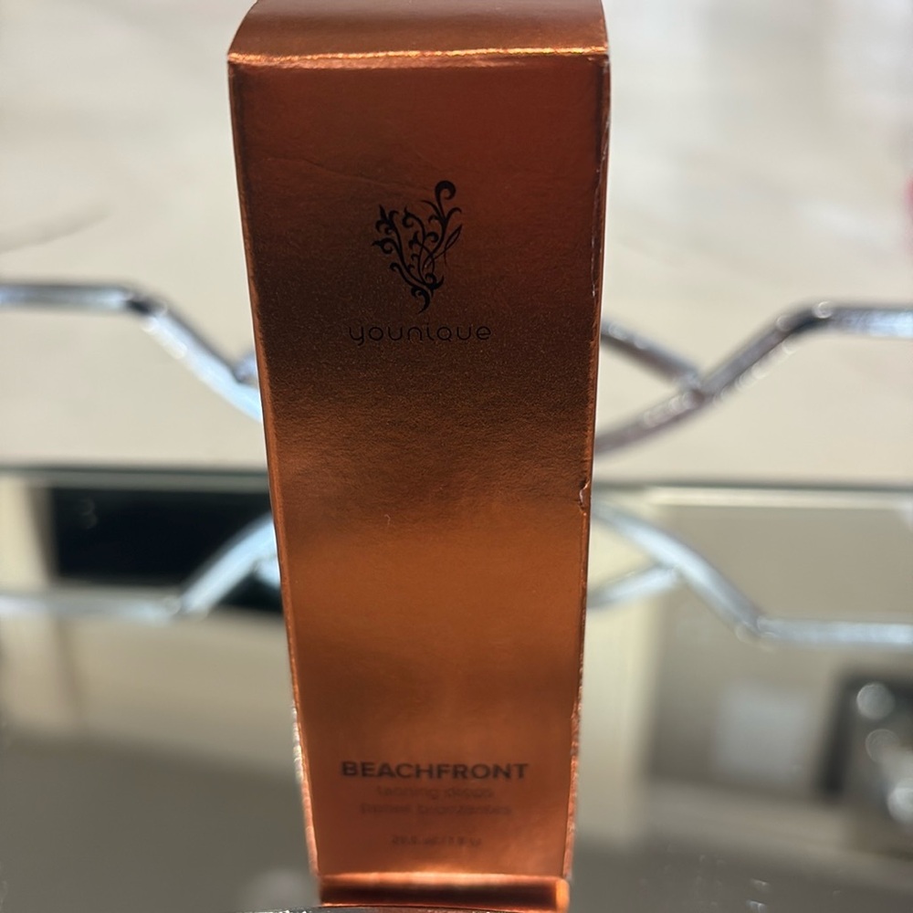 Younique BEACHFRONT tanning drops